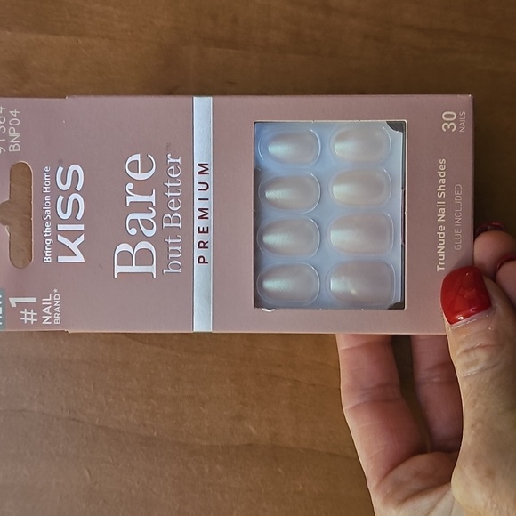 Kiss Bare but Better Premium Nails in Mocha•30 Nails Plus Glue! - Picture 8 of 9